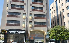 فندق توب ستارز